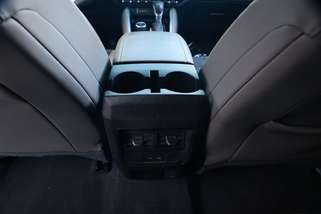 Used 2024 Chevrolet Colorado ZR2 w/ Technology Package AWD/4WD image 32