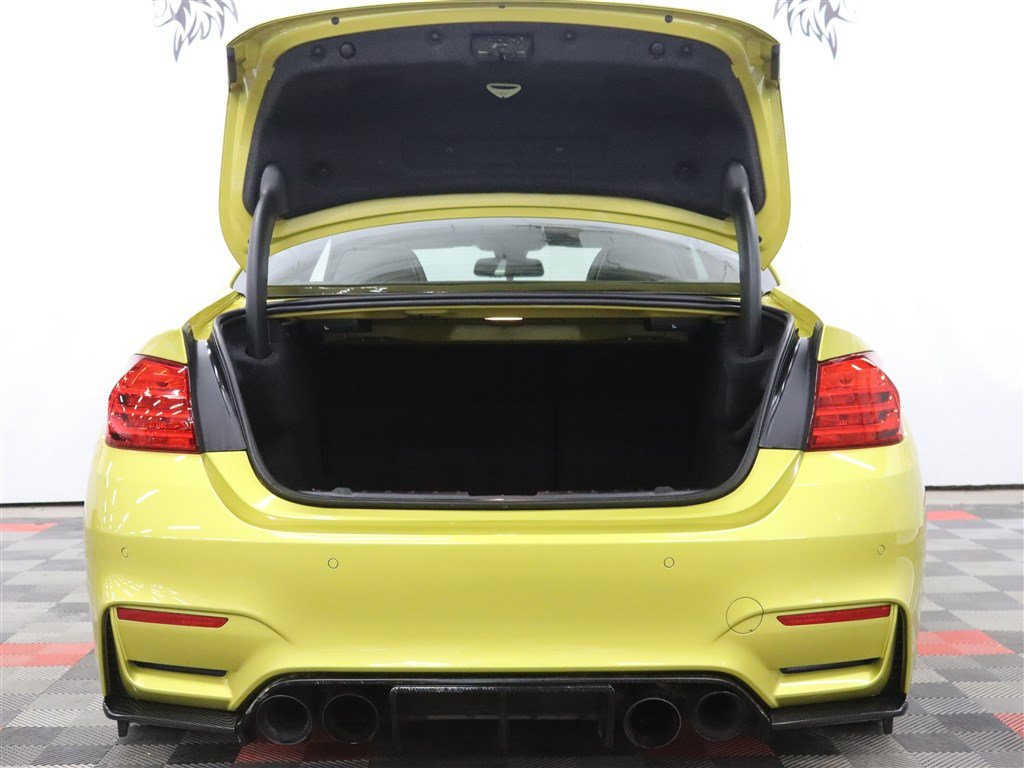 Used 2017 BMW M4 Coupe RWD image 7