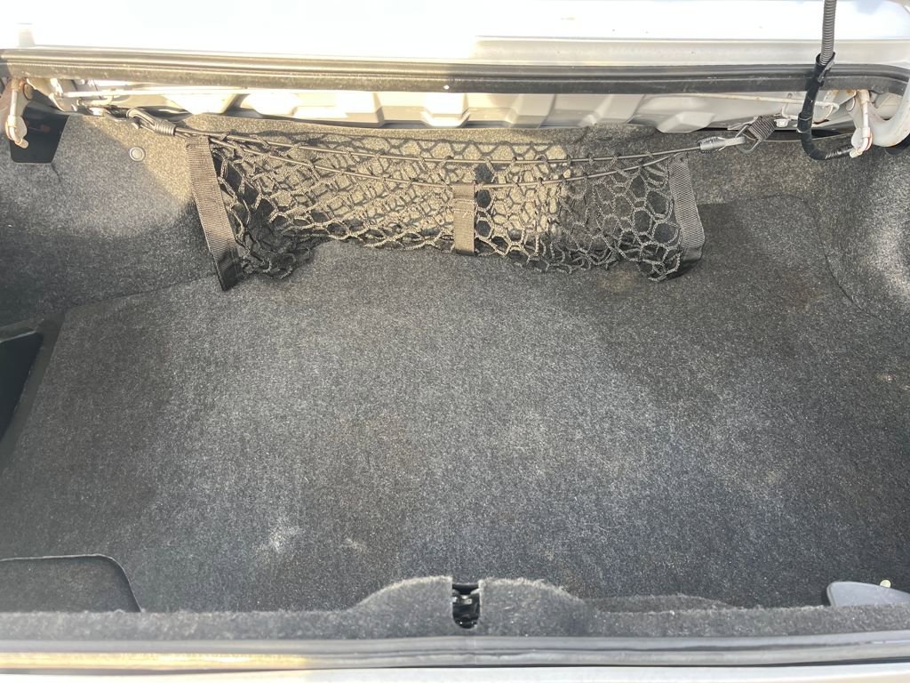 Used 2005 MAZDA MX-5 Miata LS image 20