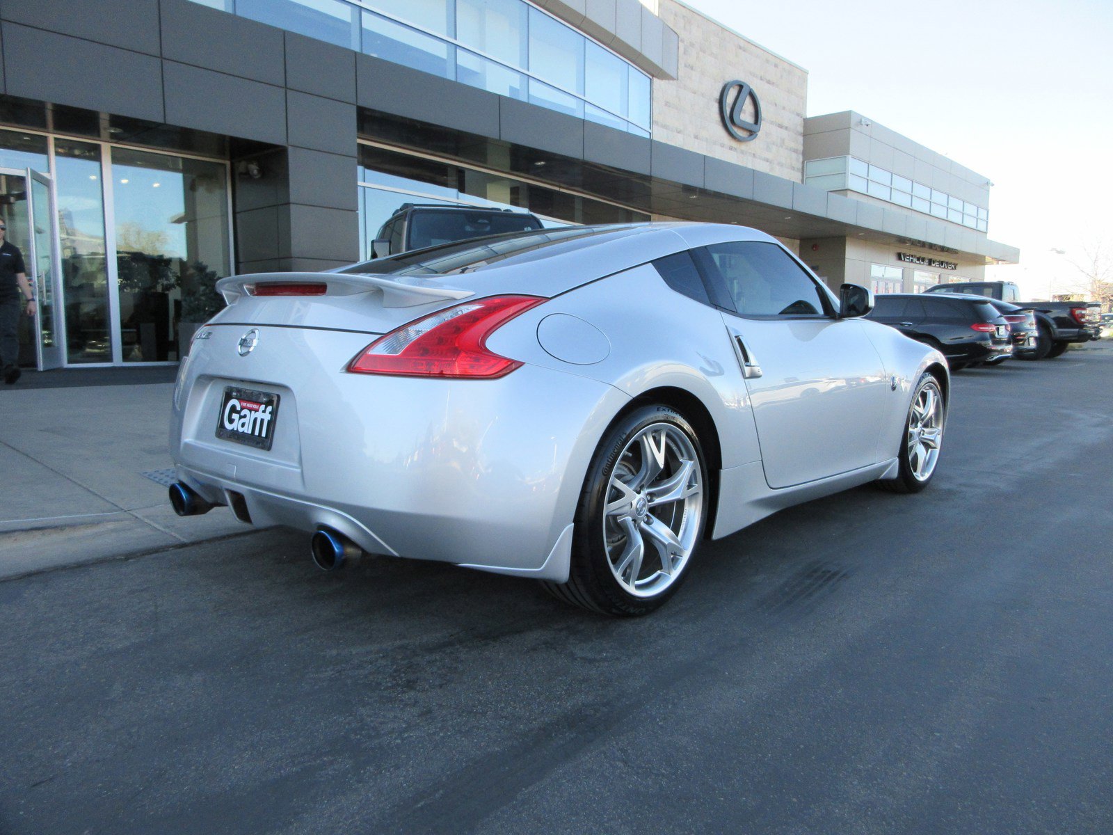 Used 2009 Nissan 370Z Touring w/ Sport Pkg image 11