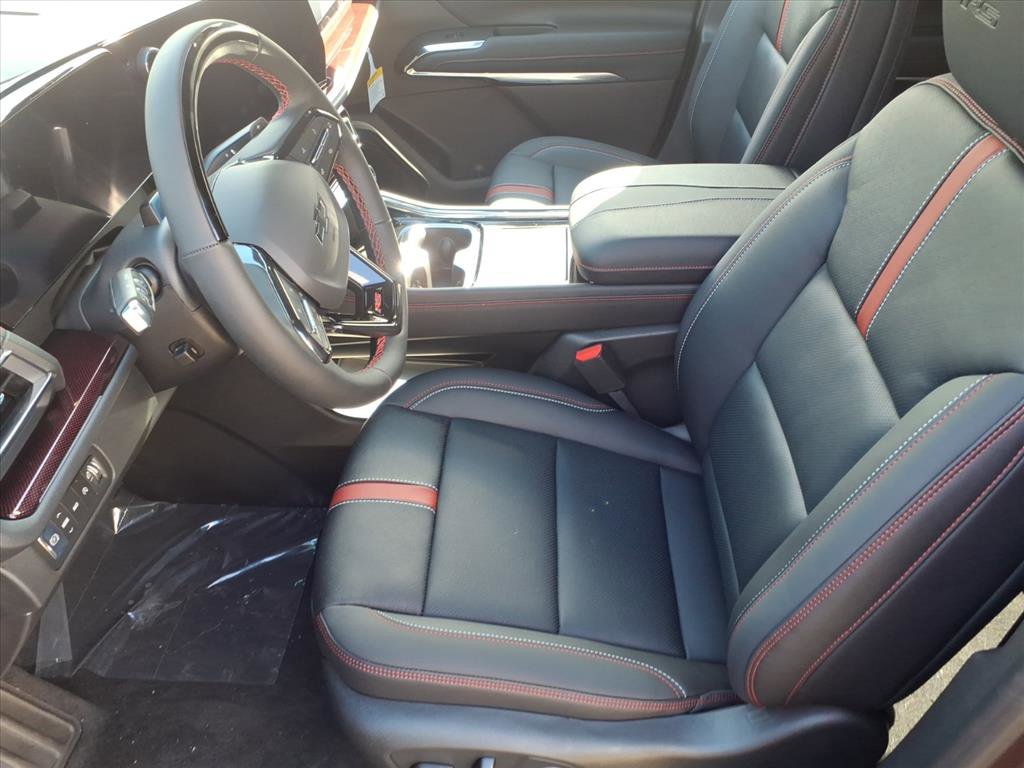 New 2026 Chevrolet Traverse RS w/ LPO, Floor Liner Package image 5