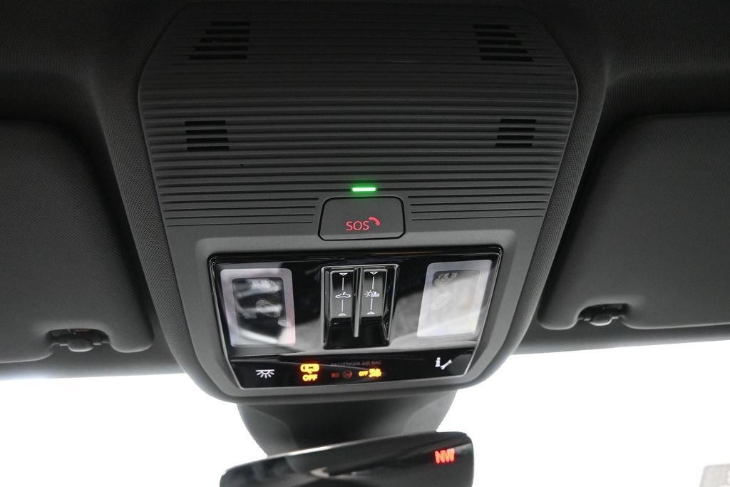 Used 2023 Audi Q4 e-tron Premium Plus AWD/4WD image 36