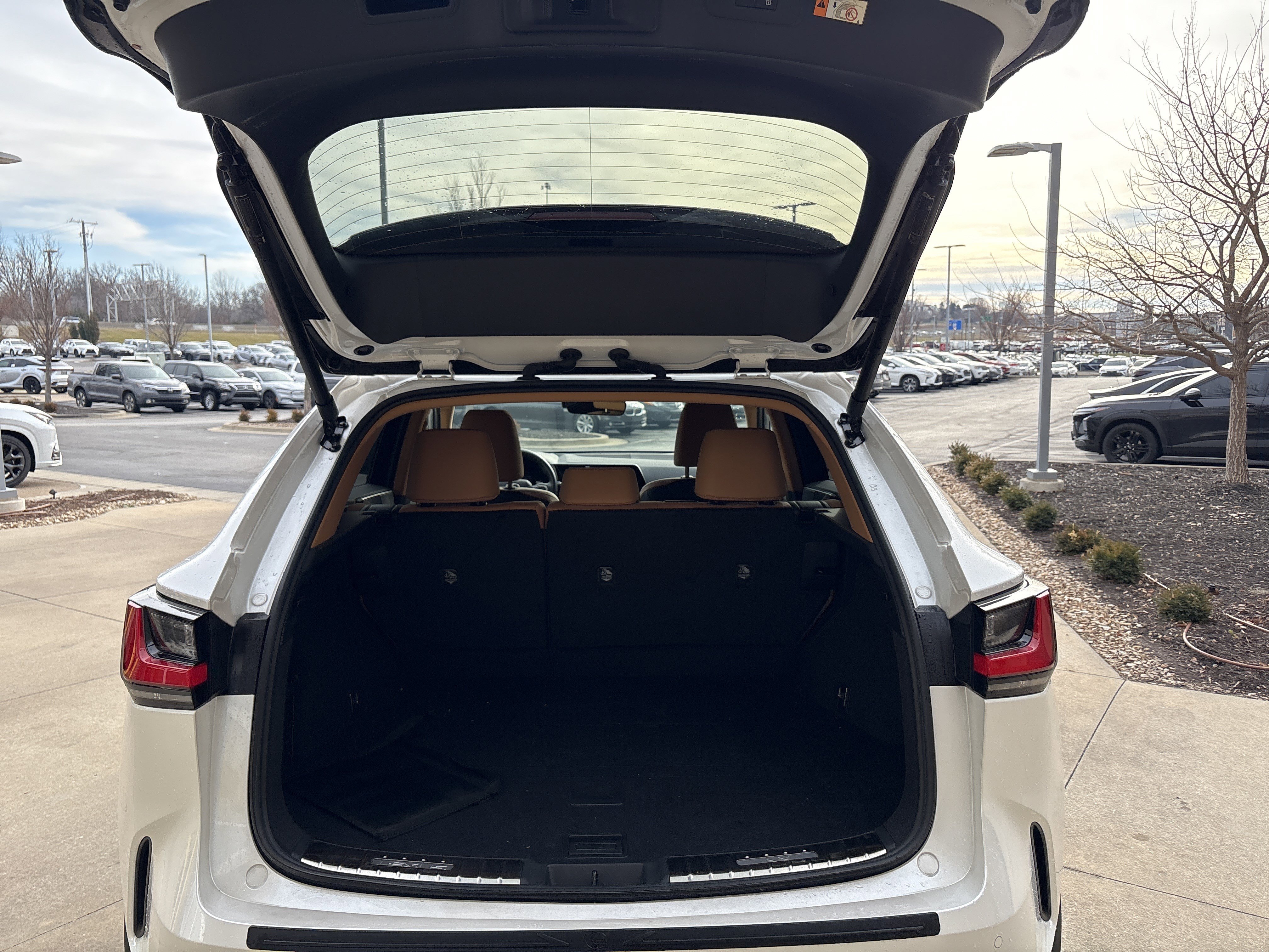 Used 2025 Lexus NX 350 AWD image 32