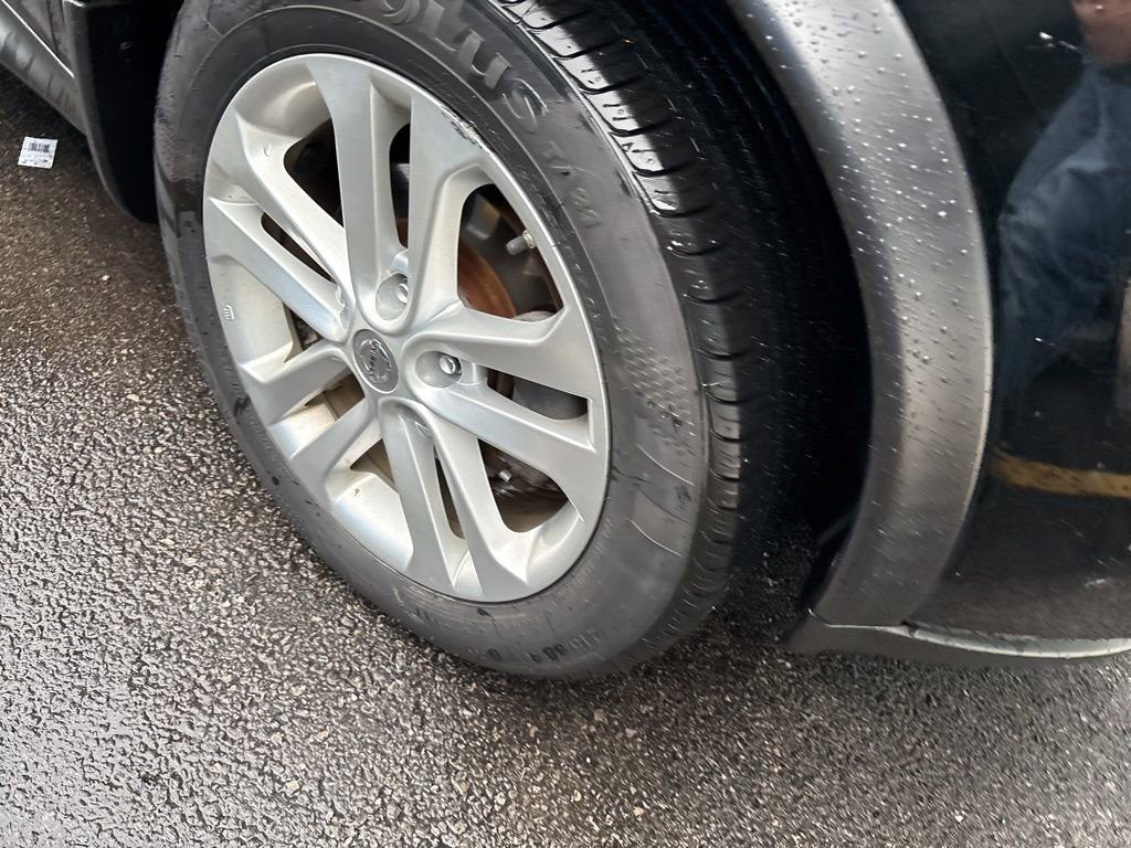 Used 2015 Nissan Juke SL image 5