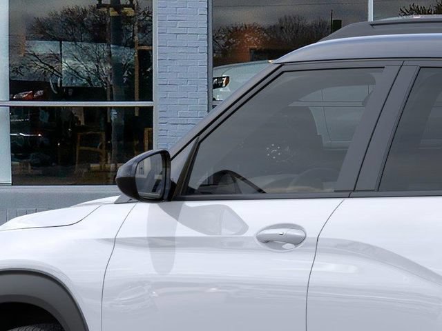 New 2026 Chevrolet TrailBlazer RS w/ Convenience Package FWD image 12