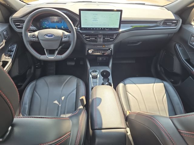 Used 2025 Ford Escape ST-Line Elite w/ Premium Technology Package AWD/4WD image 27