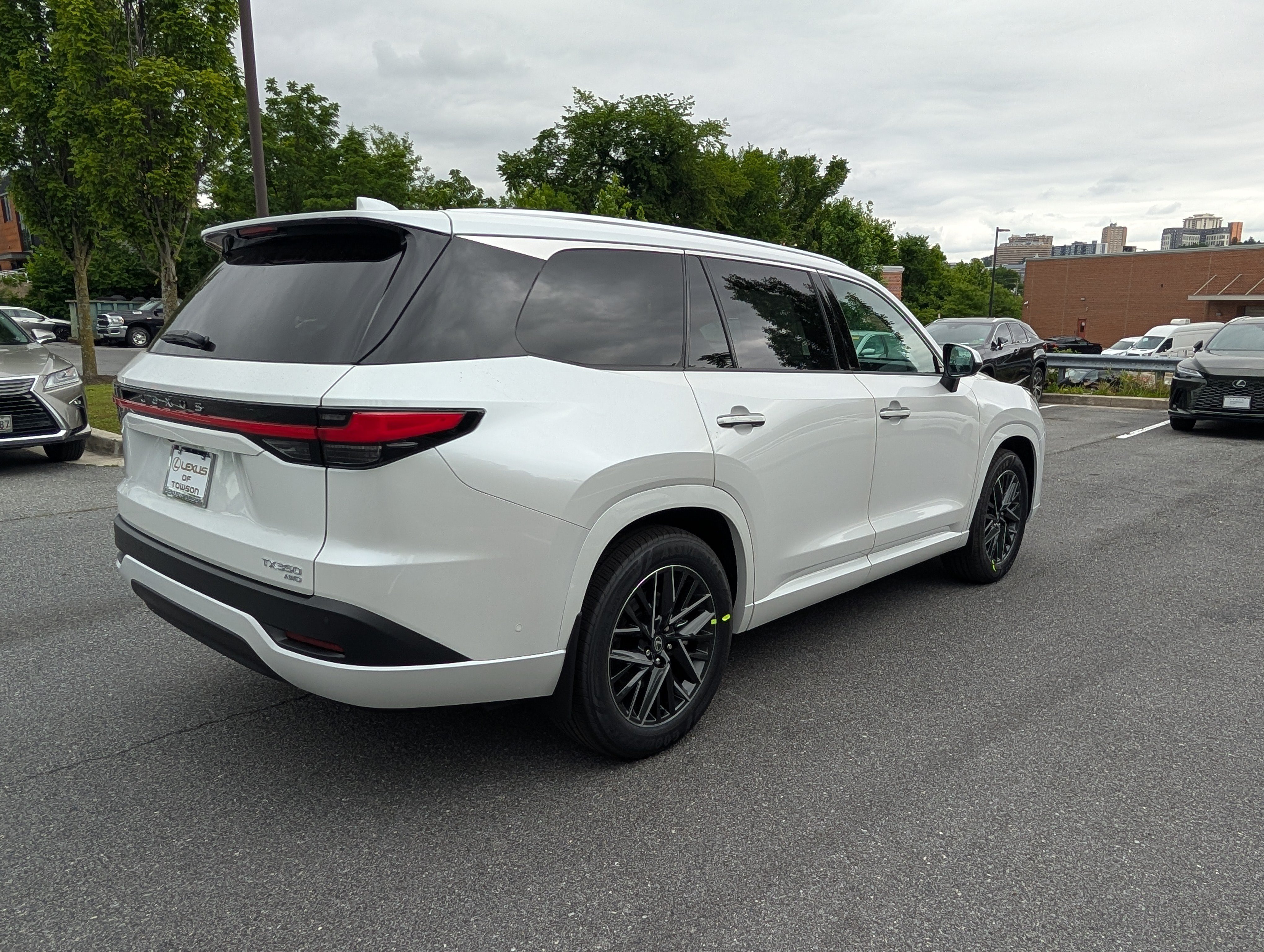 New 2026 Lexus TX 350 AWD image 2
