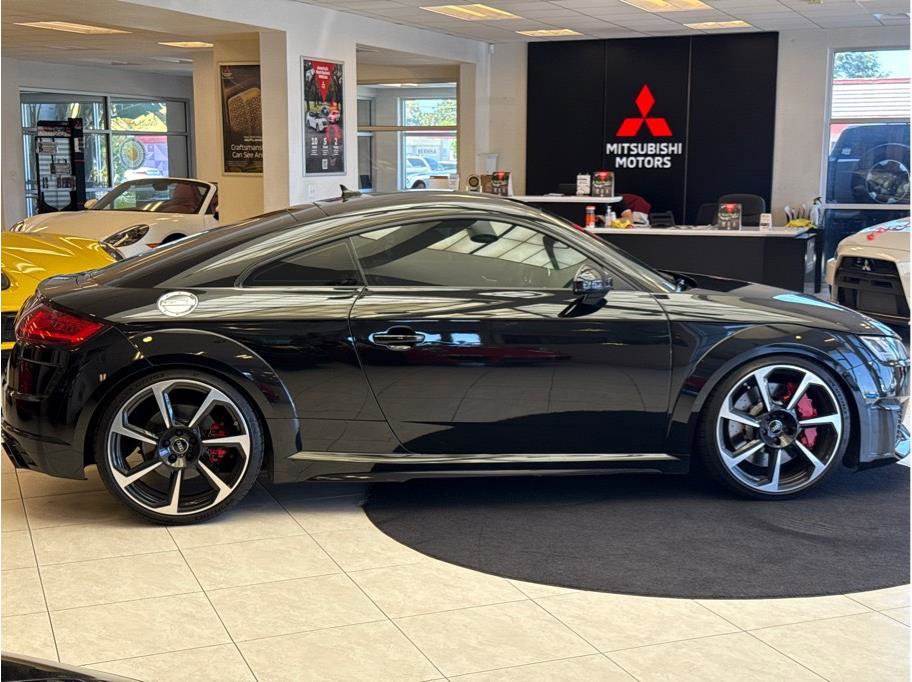 Used 2019 Audi TT RS w/ Technology Package AWD/4WD image 4