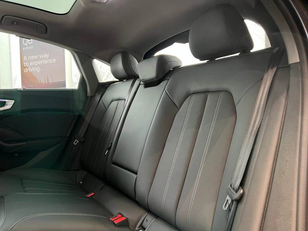 New 2025 Audi A5 2.0T Premium Plus AWD/4WD image 32