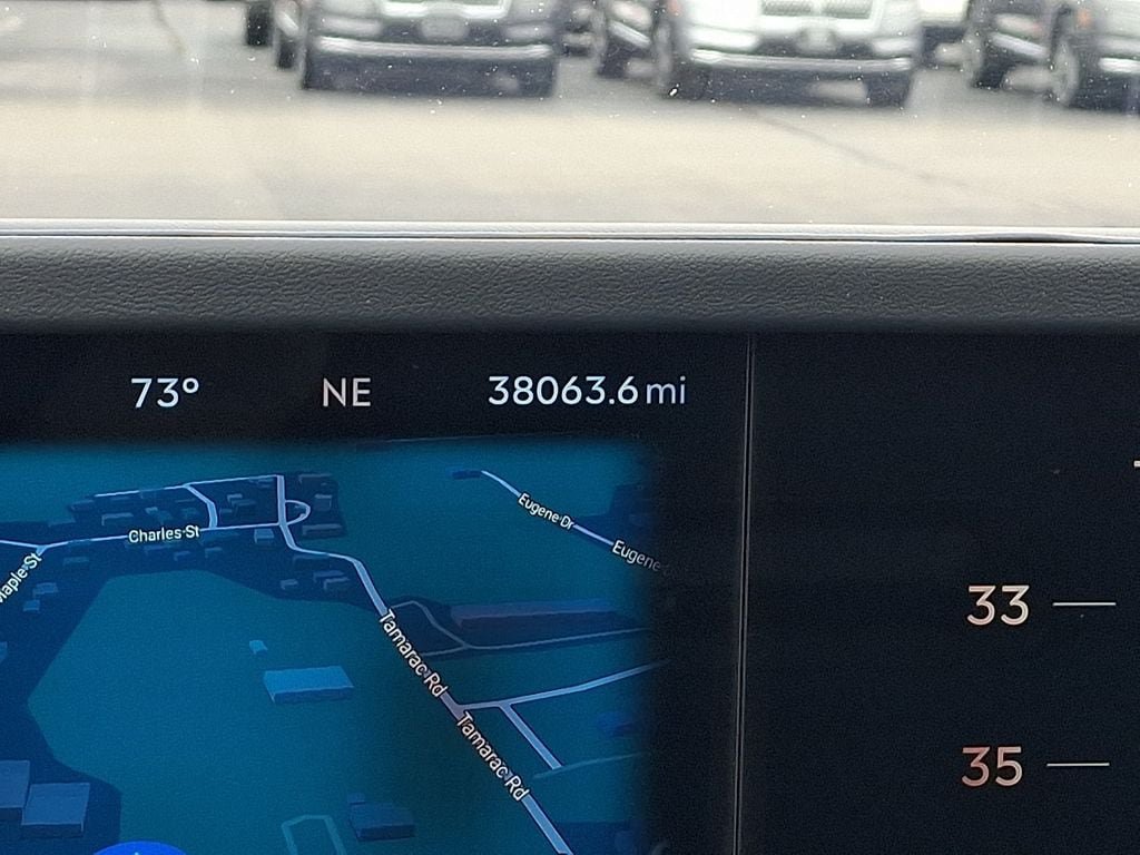 Certified 2025 Lincoln Nautilus Premier AWD/4WD image 21