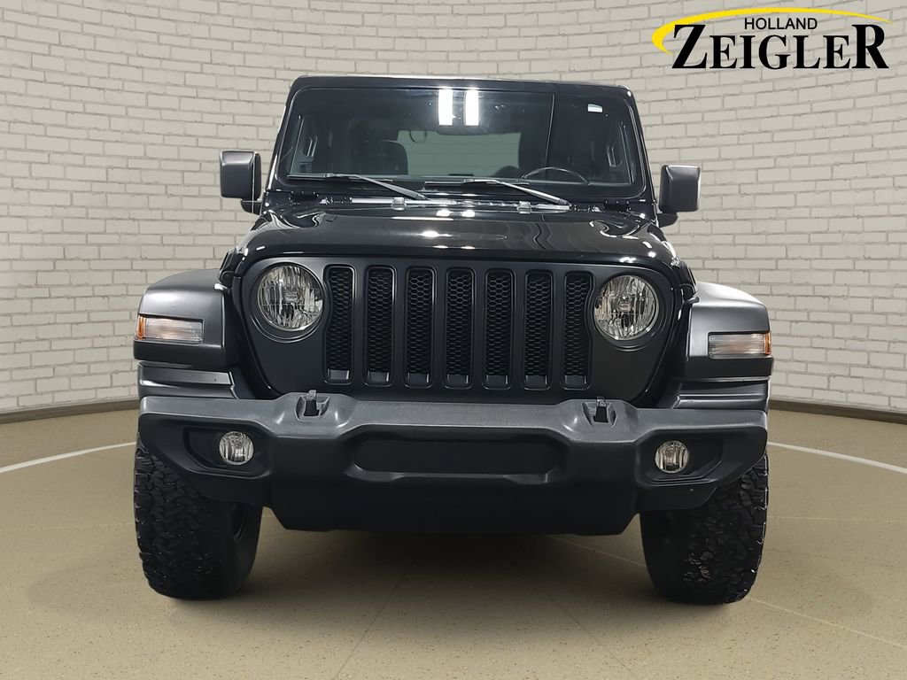 Used 2022 Jeep Wrangler Sport S image 2