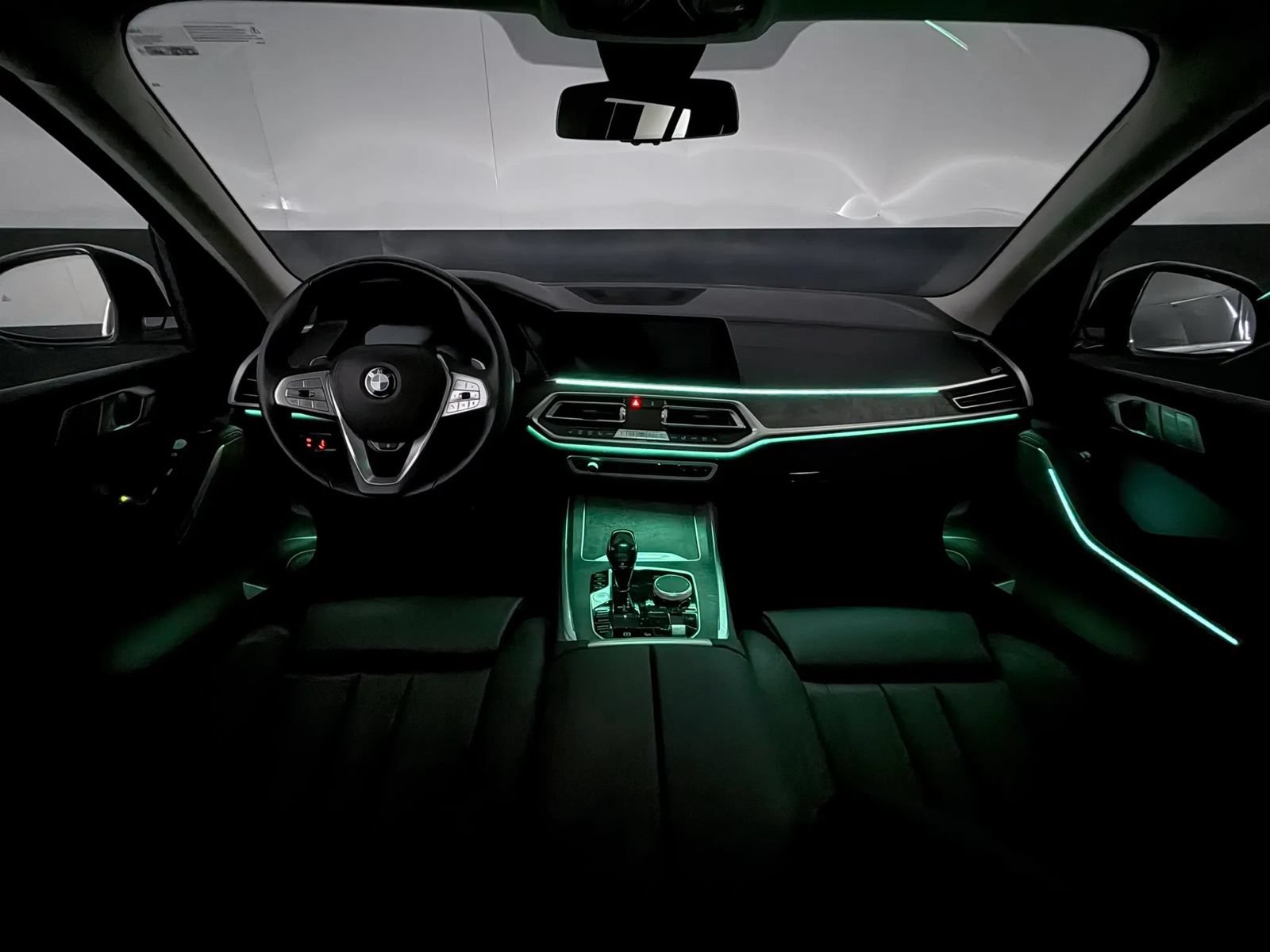 Used 2020 BMW X7 xDrive40i w/ Cold Weather Package AWD/4WD image 48