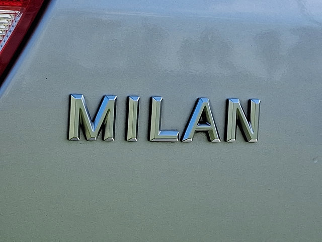 Used 2010 Mercury Milan FWD image 10