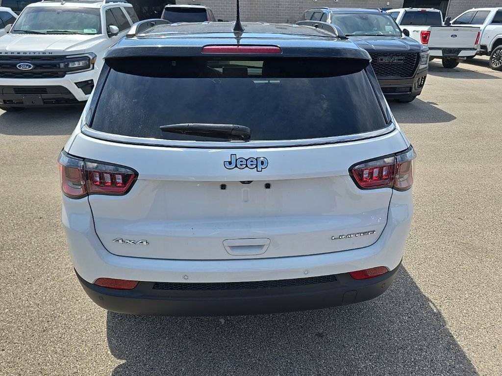 Used 2025 Jeep Compass Limited AWD/4WD image 5