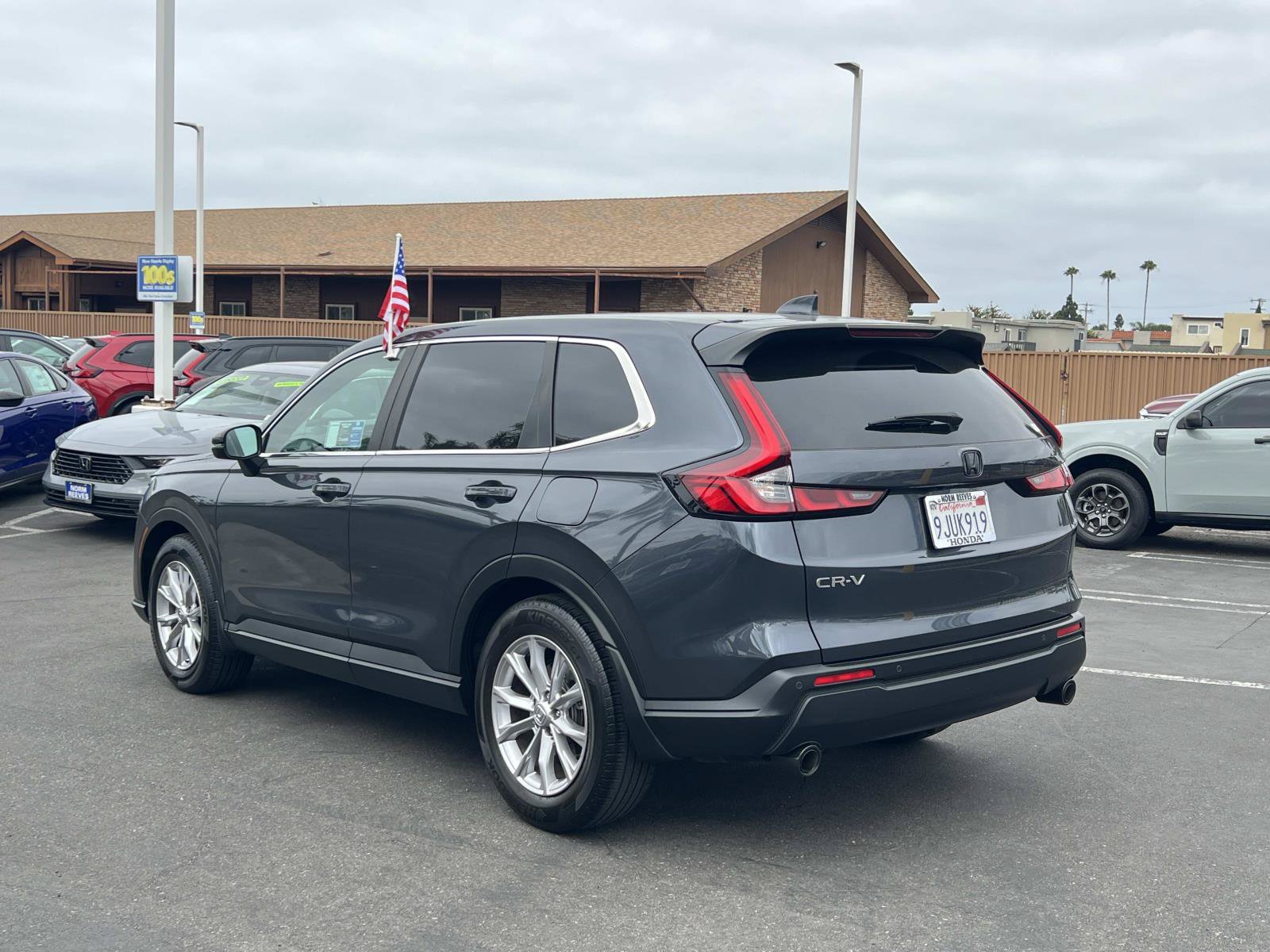 Certified 2024 Honda CR-V EX-L image 3