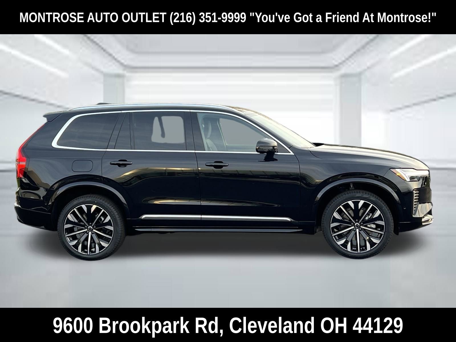 New 2026 Volvo XC90 B5 Plus w/ Protection Package Premier AWD/4WD image 6