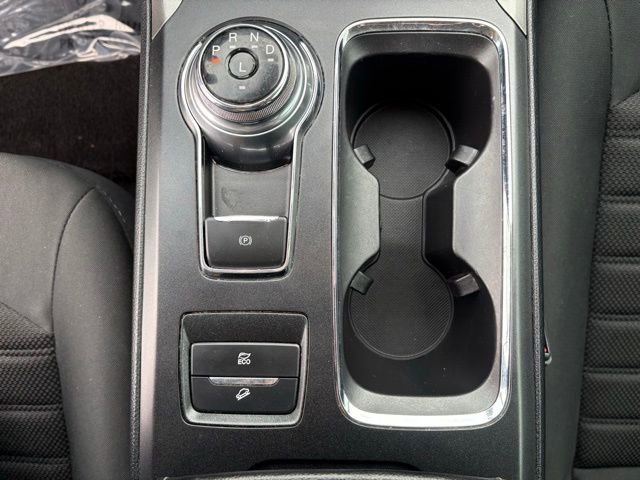 Used 2020 Ford Fusion SE image 18