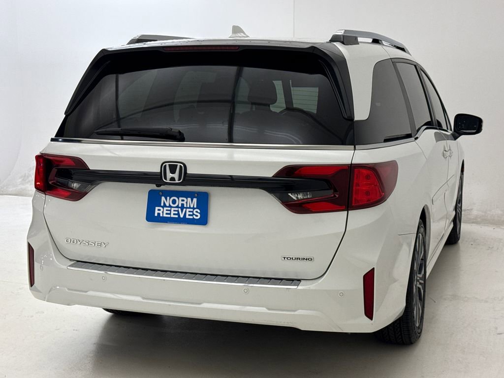 Certified 2025 Honda Odyssey Touring image 9