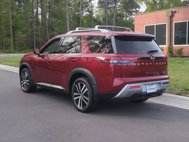 Used 2023 Nissan Pathfinder Platinum AWD/4WD image 11