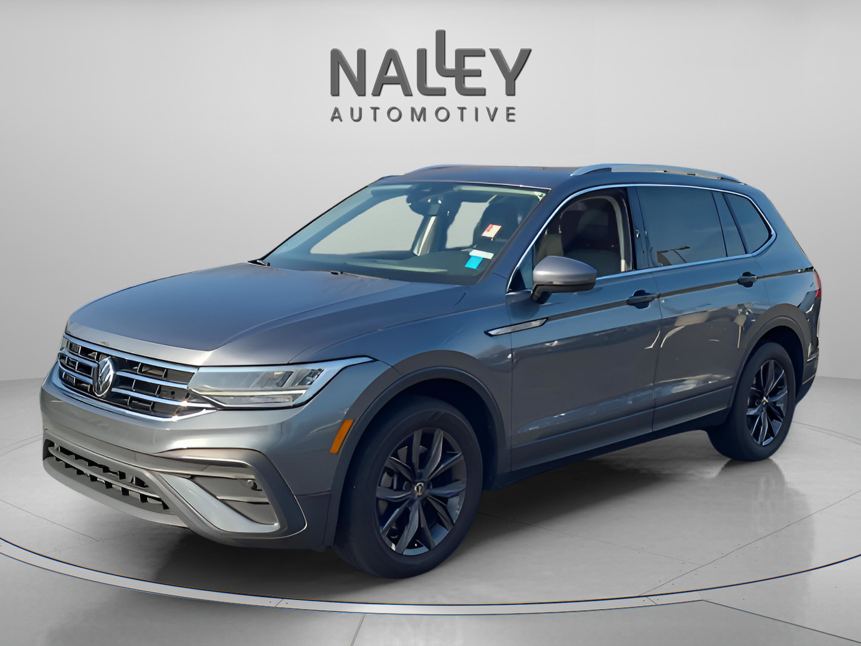 Used 2023 Volkswagen Tiguan SE