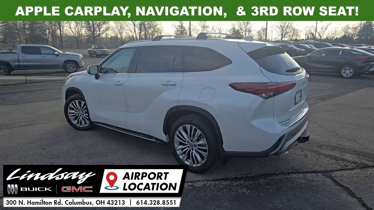 Used 2024 Toyota Highlander Platinum image 6