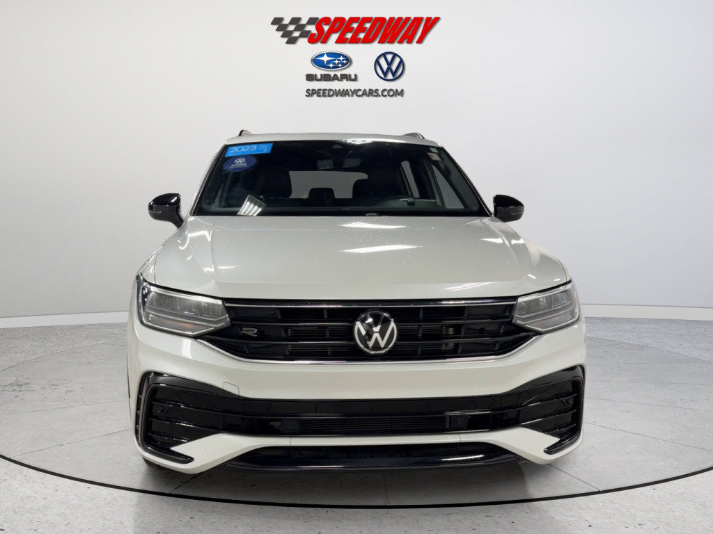 Certified 2023 Volkswagen Tiguan SE R-Line AWD/4WD image 13