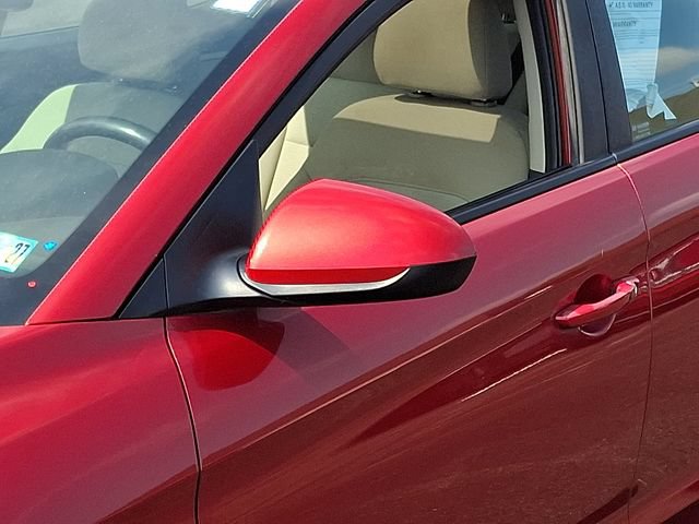 Used 2018 Hyundai Elantra Value Edition FWD image 31