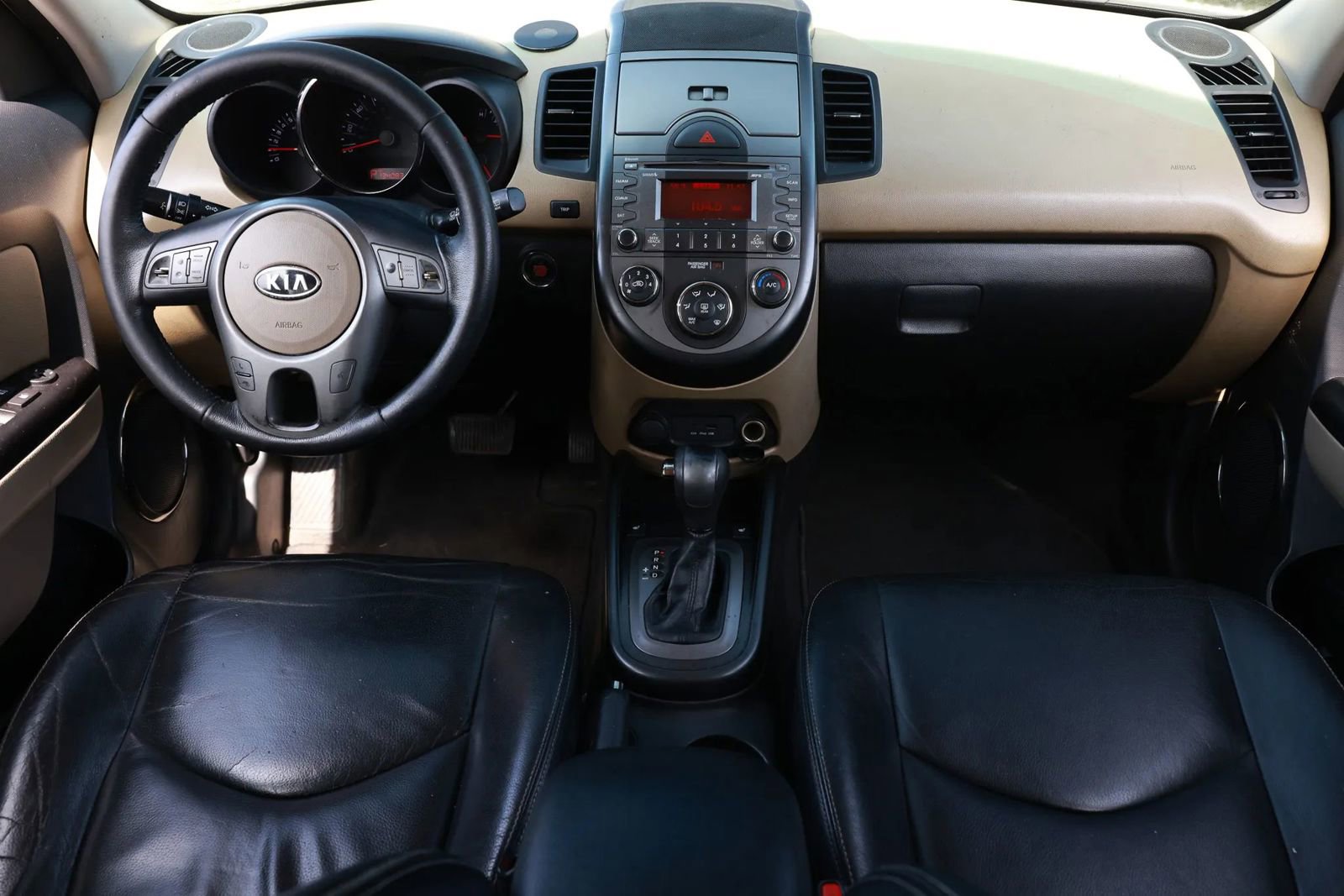 Used 2011 Kia Soul ! FWD image 21