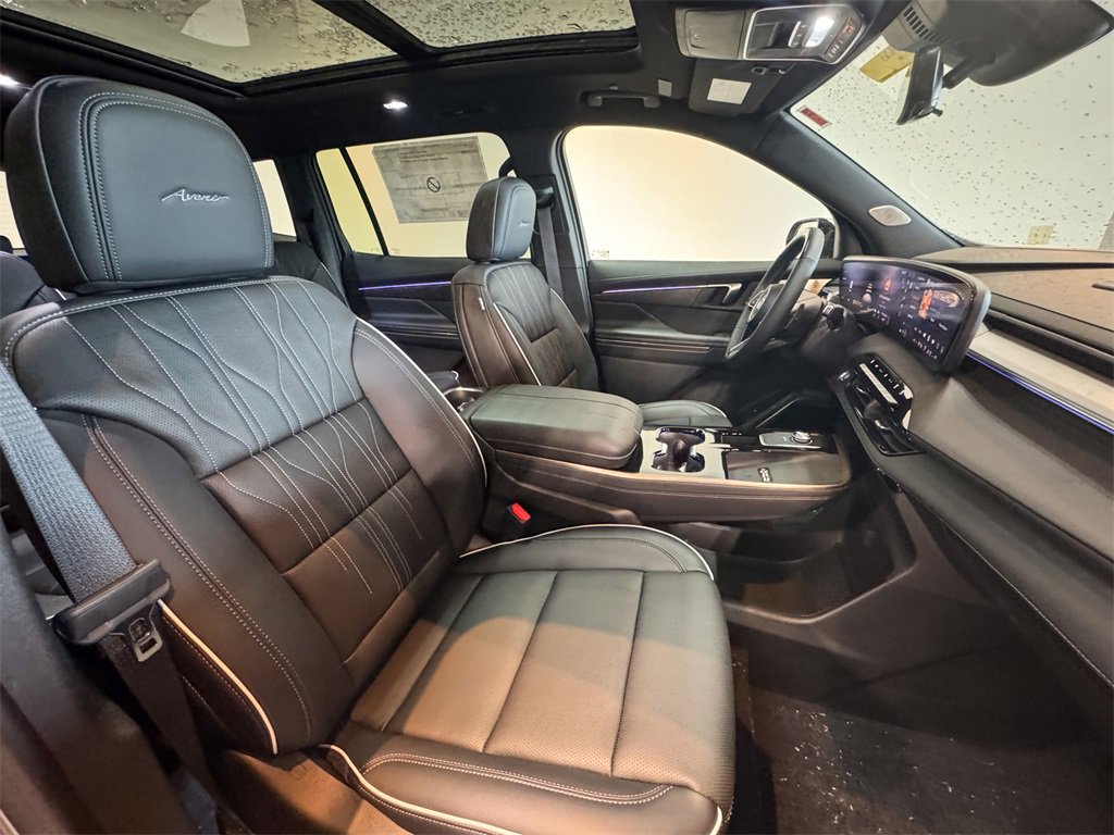 New 2026 Buick Enclave Avenir w/ Super Cruise Package image 23