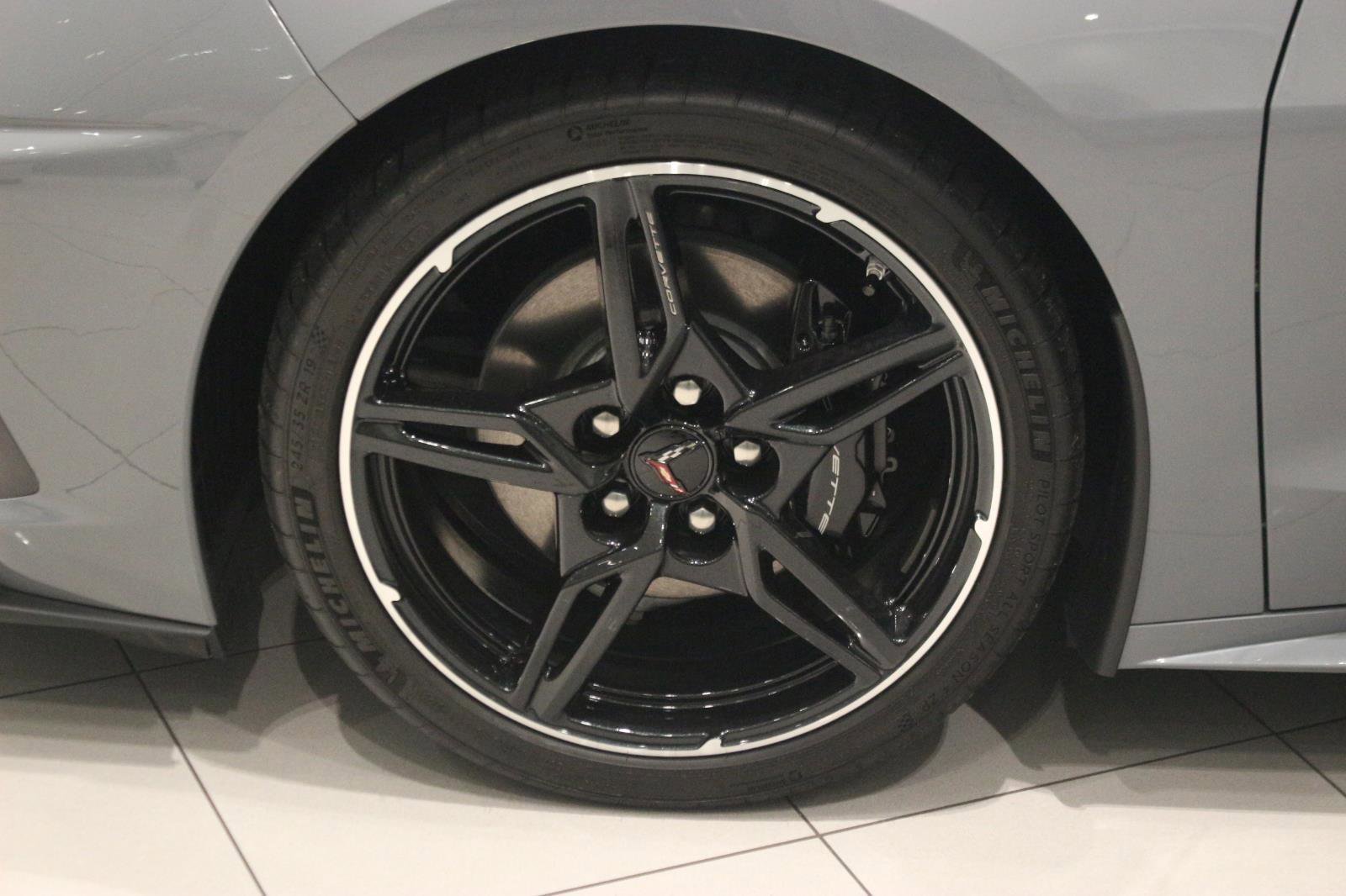 Used 2025 Chevrolet Corvette Stingray Coupe w/ Battery Protection Package image 34