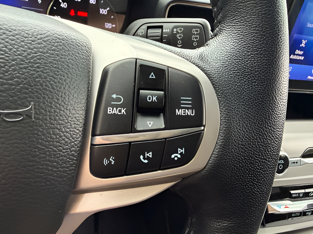 Used 2023 Ford Explorer XLT w/ Equipment Group 202A AWD/4WD image 21