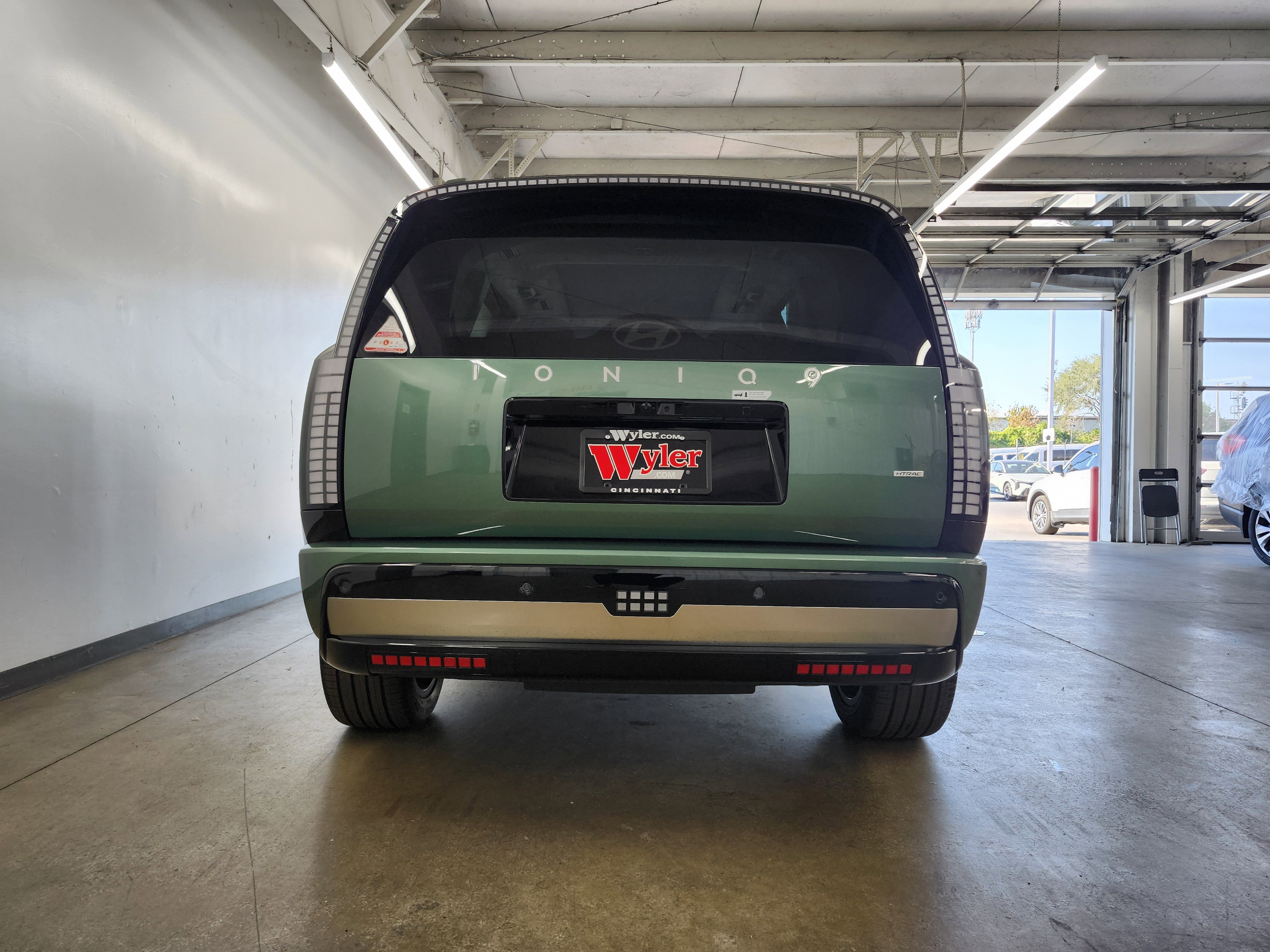 New 2026 Hyundai Ioniq 9 Calligraphy image 24