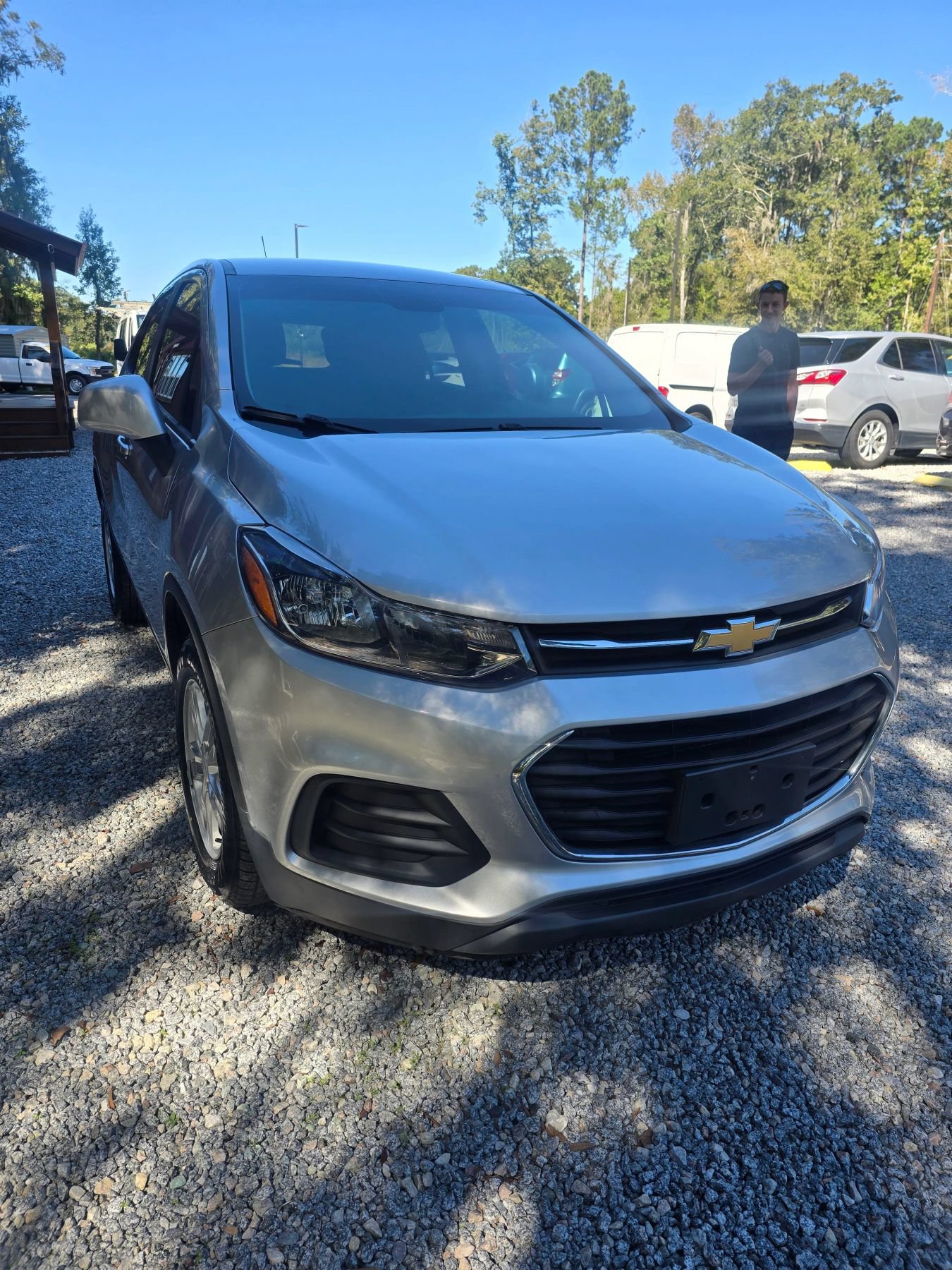 Used 2019 Chevrolet Trax LS w/ Tint and Cruise Package FWD image 3