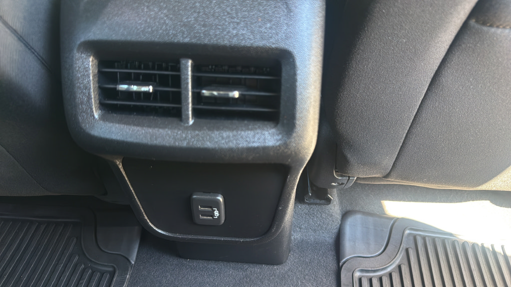 Certified 2019 Chevrolet Equinox LS w/ LS Convenience Package FWD image 21