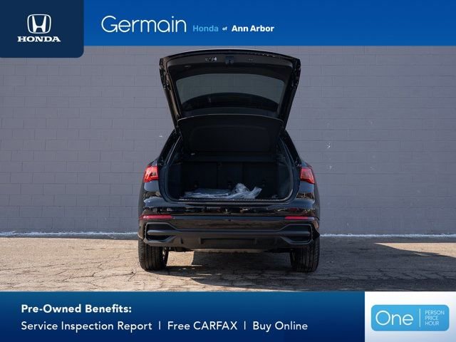 Used 2025 Audi Q3 2.0T Premium Plus w/ Premium Plus Package AWD/4WD image 14