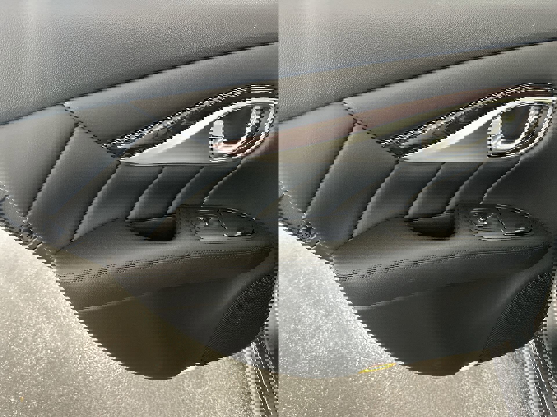 Used 2019 INFINITI Q70 Luxe w/ Proactive Package image 34