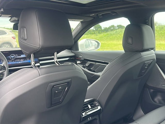 New 2026 BMW 530i w/ Premium Package RWD image 44