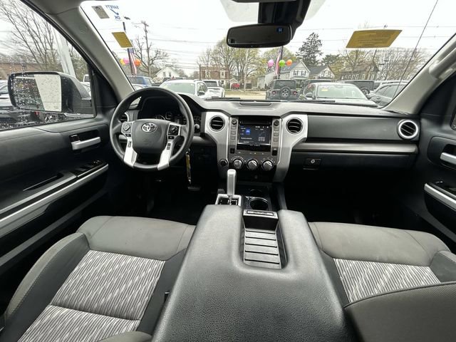 Used 2018 Toyota Tundra SR5 w/ TRD Off Road Package AWD/4WD image 15