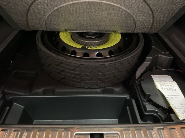 Used 2024 Audi Q8 e-tron Prestige w/ Prestige Package image 94