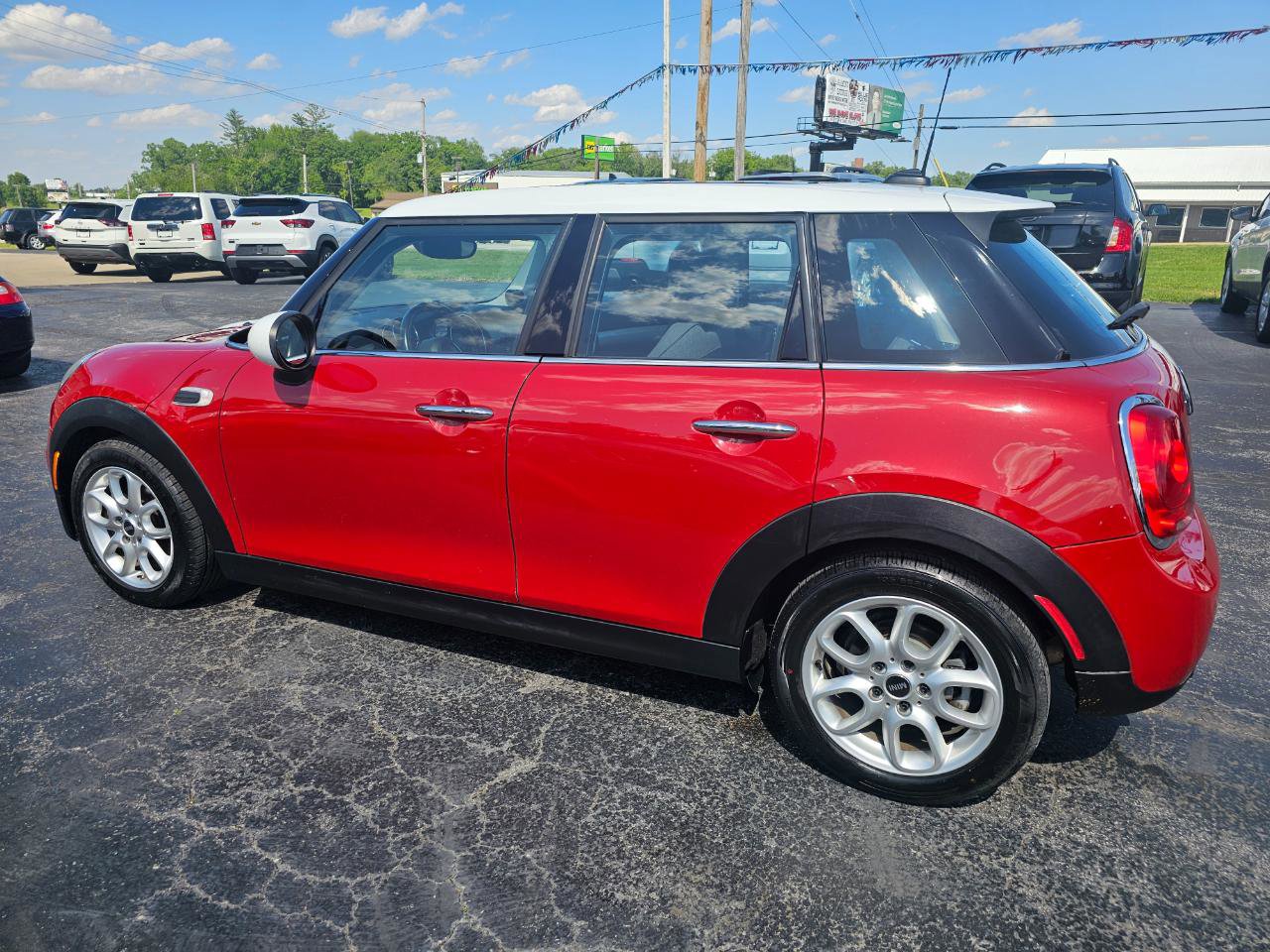 Used 2016 MINI Cooper 4-Door Hardtop FWD image 8