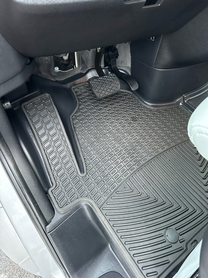 Used 2024 Mercedes-Benz Sprinter 3500 image 29