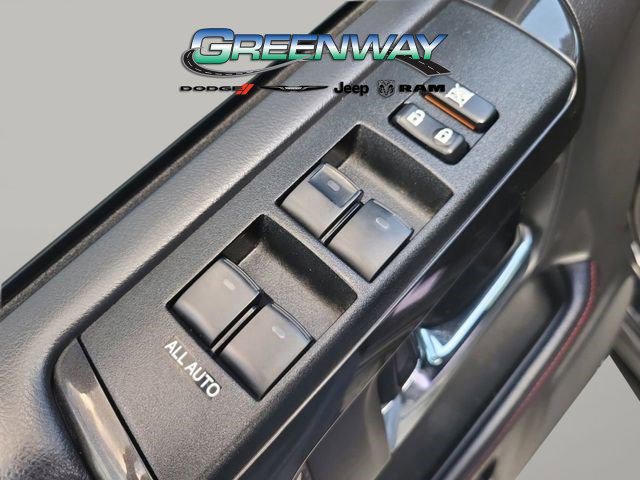 Used 2024 Toyota 4Runner TRD Off-Road Premium w/ Moonroof Package AWD/4WD image 17