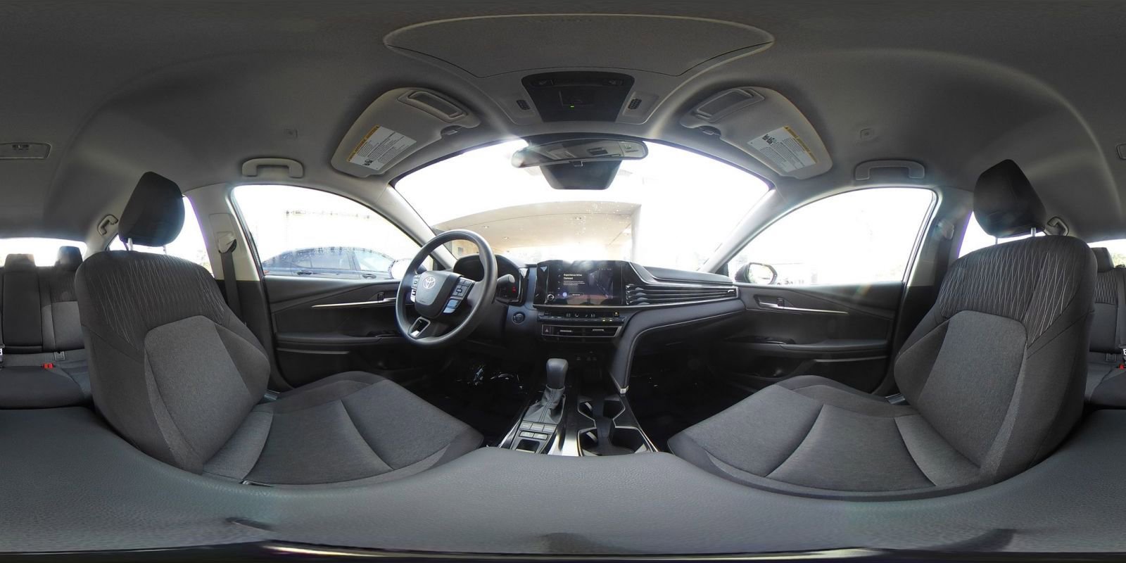 Used 2025 Toyota Camry LE image 41