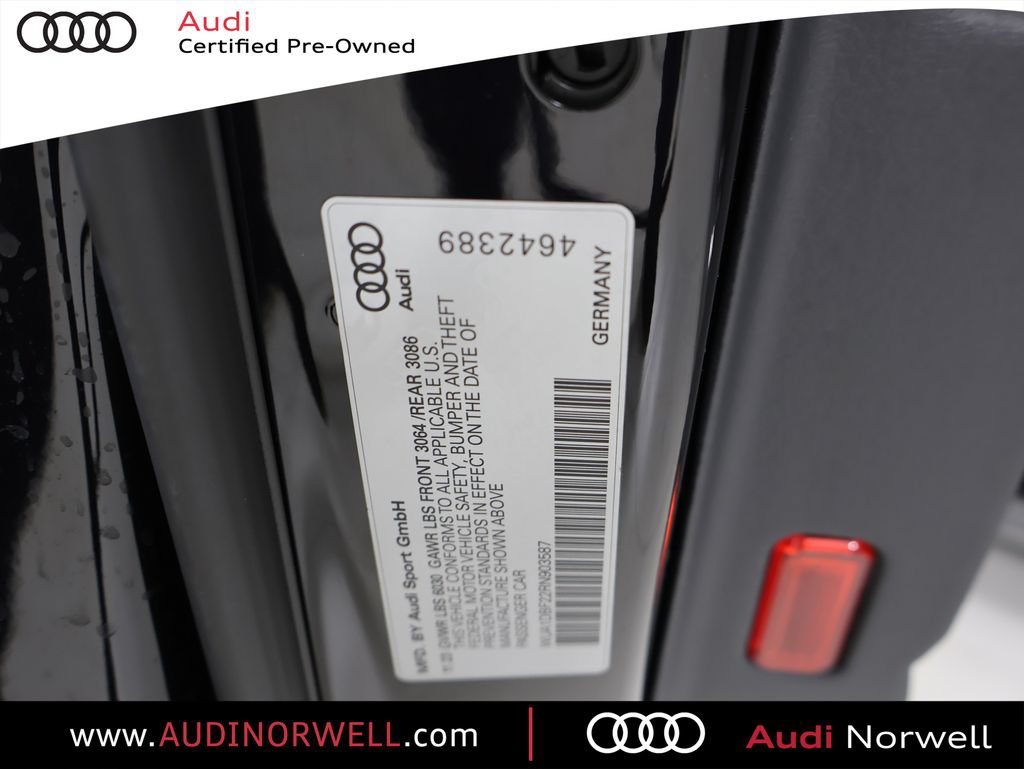 Certified 2024 Audi RS 6 performance w/ Executive Package AWD/4WD image 3