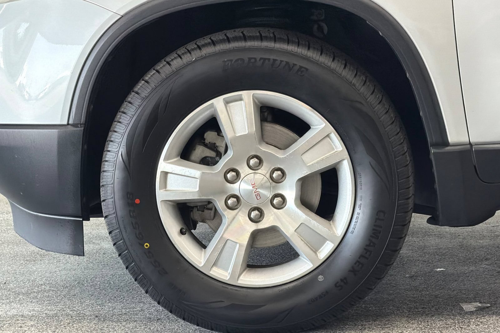 Used 2009 GMC Acadia SLT w/ Visibility Package FWD image 22