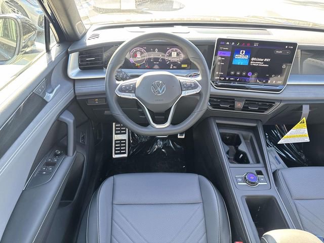 New 2026 Volkswagen Tiguan SE R-Line image 8