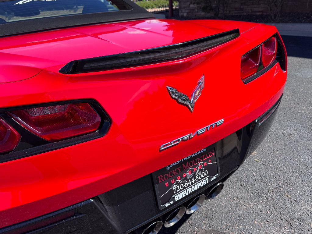 Used 2014 Chevrolet Corvette Stingray Convertible w/ 3LT Preferred Equipment Group RWD image 10