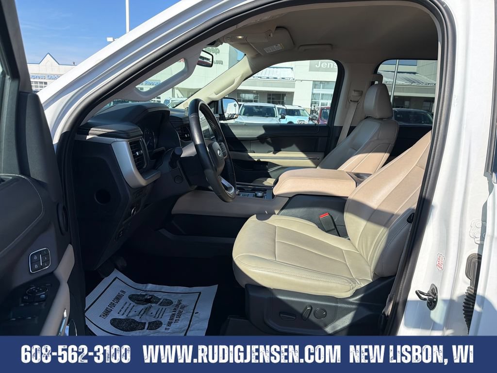 Used 2024 Ford Expedition Max XLT AWD/4WD image 9