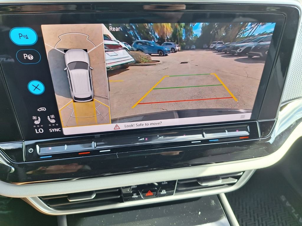 New 2026 Volkswagen Atlas Cross Sport SEL Premium R-Line image 16