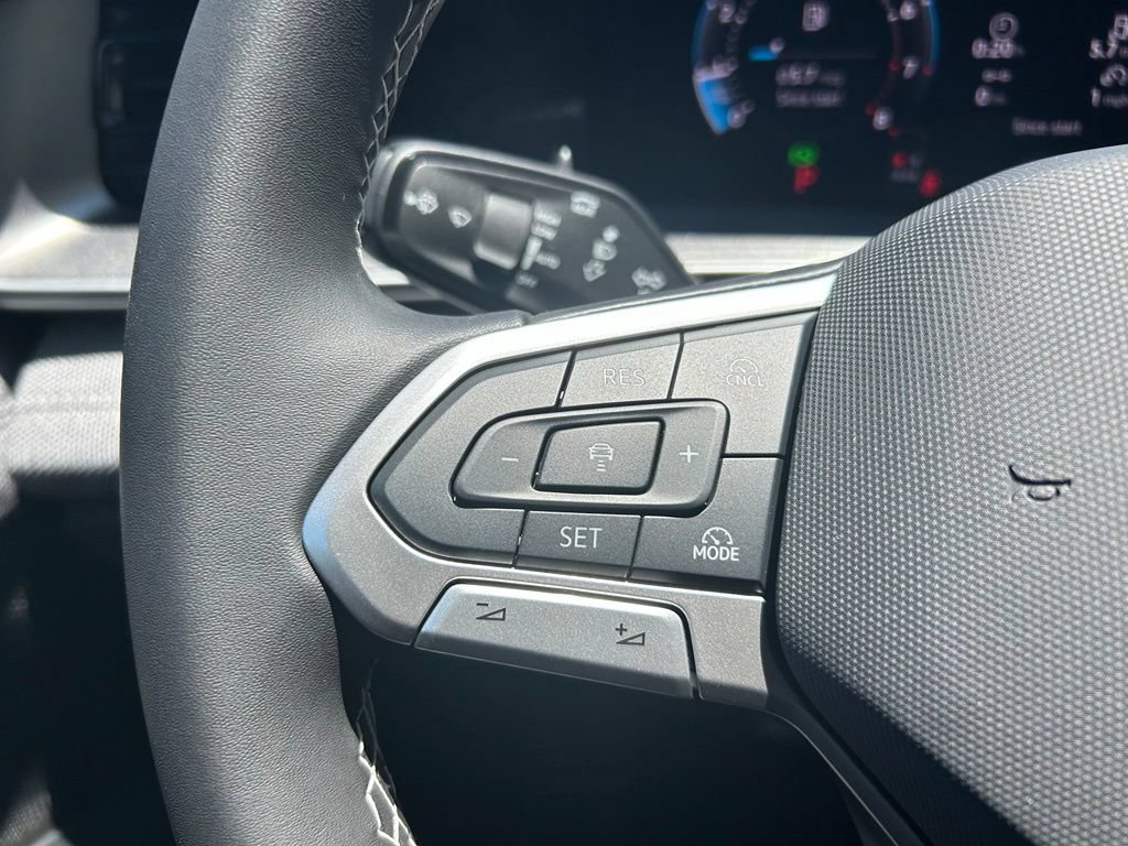 New 2026 Volkswagen Tiguan S FWD image 22
